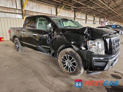 Czwarte zdjęcie samochodu z boku: 2020 NISSAN TITAN SV VIN:1N6AA1EF6LN506957 - miniatura