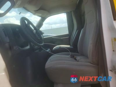 Zdjęcie 7 z 14 samochodu: 2016 CHEVROLET EXPRESS G3500 VIN:1GB0GRFF8G1149129 - miniatura