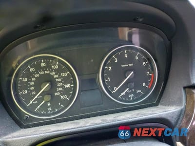 Zdjęcie 9 z 12 samochodu: 2010 BMW 335 XI VIN:WBAPL3C52AA408510 - miniatura