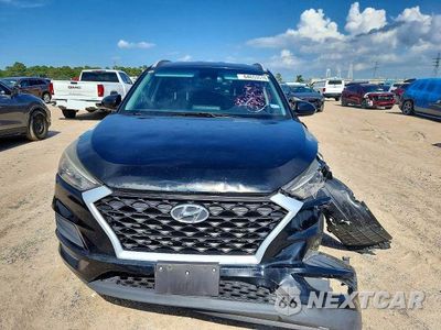 Piąte zdjęcie samochodu w środku: 2020 HYUNDAI TUCSON VALUE VIN:KM8J33A46LU185789 - miniatura