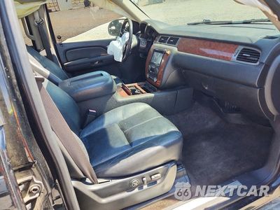 Zdjęcie 8 z 12 samochodu: 2008 CHEVROLET AVALANCHE K1500 VIN:3GNFK12388G231437 - miniatura