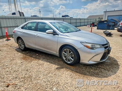 Czwarte zdjęcie samochodu z boku: 2017 TOYOTA CAMRY SE VIN:4T1BF1FK2HU398754 - miniatura