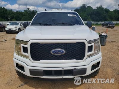 Piąte zdjęcie samochodu w środku: 2020 FORD F150 SUPERCREW VIN:1FTEW1EP2LKE70832 - miniatura