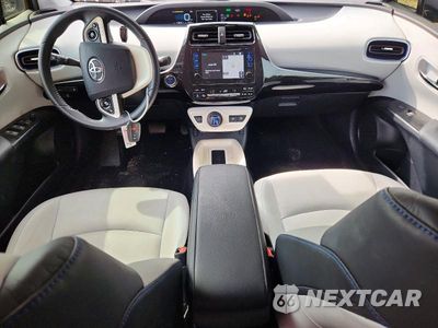 Zdjęcie 8 z 12 samochodu: 2016 TOYOTA PRIUS FOUR TOURING VIN:JTDKARFU7G3521472 - miniatura