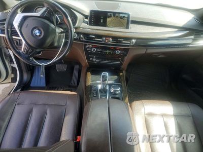 Zdjęcie 8 z 13 samochodu: 2018 BMW X5 XDRIVE35I VIN:5UXKR0C57J0Y06309 - miniatura