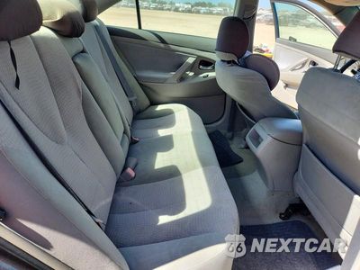 Zdjęcie 10 z 12 samochodu: 2010 TOYOTA CAMRY LE VIN:4T4BF3EK8AR034170 - miniatura