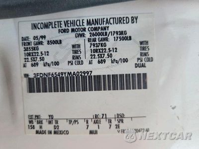 Zdjęcie 11 z 12 samochodu: 2000 FORD F650 SUPER DUTY WATER TRUCK VIN:3FDNF6549YMA02997 - miniatura