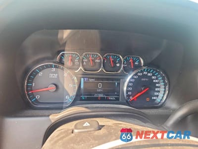 Zdjęcie 9 z 13 samochodu: 2019 CHEVROLET TAHOE K1500 LS VIN:1GNSKAKC8KR166045 - miniatura