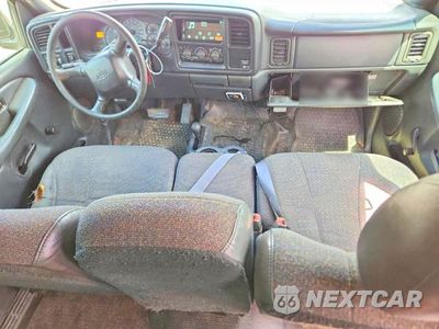 Zdjęcie 8 z 12 samochodu: 2001 CHEVROLET SILVERADO K1500 VIN:2GCEK19VX11371919 - miniatura