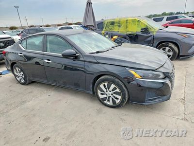 Czwarte zdjęcie samochodu z boku: 2023 NISSAN ALTIMA S VIN:1N4BL4BV8PN398304 - miniatura