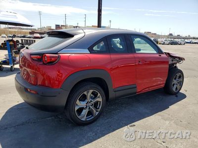 Trzecie zdjęcie samochodu z tyłu: 2022 MAZDA MX-30 PREMIUM PLUS VIN:JM1DRADB3N0100612 - miniatura