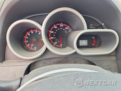 Zdjęcie 9 z 13 samochodu: 2011 TOYOTA MATRIX BASE VIN:2T1KU4EEXBC671130 - miniatura