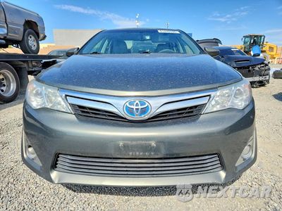 Piąte zdjęcie samochodu w środku: 2013 TOYOTA CAMRY HYBRID XLE VIN:4T1BD1FK9DU065581 - miniatura