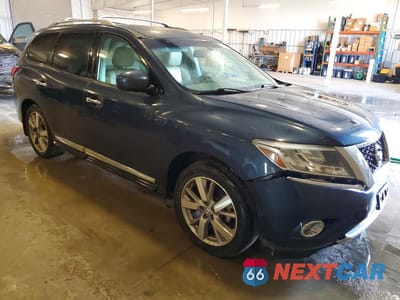 Czwarte zdjęcie samochodu z boku: 2015 NISSAN PATHFINDER S VIN:5N1AR2MM5FC722859 - miniatura