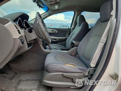 Zdjęcie 7 z 12 samochodu: 2011 CHEVROLET TRAVERSE LS VIN:1GNKVEED8BJ368286 - miniatura