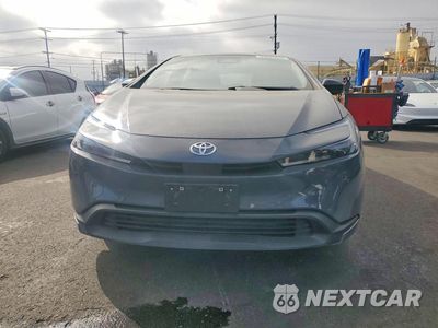 Piąte zdjęcie samochodu w środku: 2023 TOYOTA PRIUS LE VIN:JTDACAAU5P3007294 - miniatura