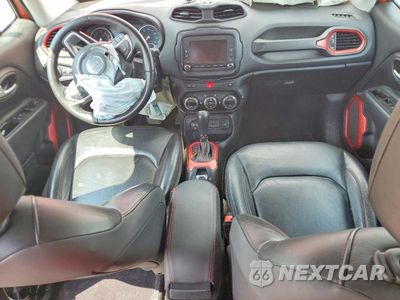 Zdjęcie 8 z 13 samochodu: 2016 JEEP RENEGADE TRAILHAWK VIN:ZACCJBCT9GPE17844 - miniatura