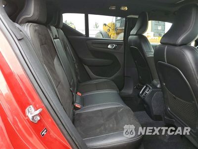 Zdjęcie 11 z 13 samochodu: 2020 VOLVO XC40 T5 R-DESIGN VIN:YV4162UM2L2246758 - miniatura