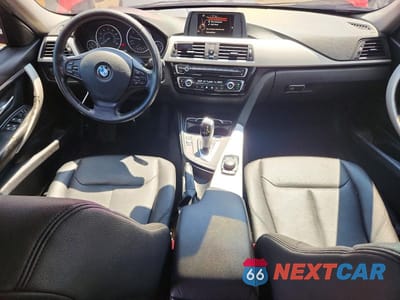 Zdjęcie 8 z 12 samochodu: 2016 BMW 320 XI VIN:WBA8A3C51GK551414 - miniatura