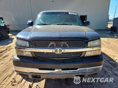 Piąte zdjęcie samochodu w środku: 2003 CHEVROLET SILVERADO 2500 VIN:1GCHK29U13E146722 - miniatura