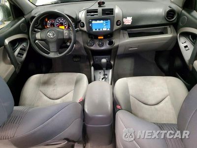 Zdjęcie 8 z 14 samochodu: 2010 TOYOTA RAV4 BASE VIN:JTMBF4DV2AD030888 - miniatura