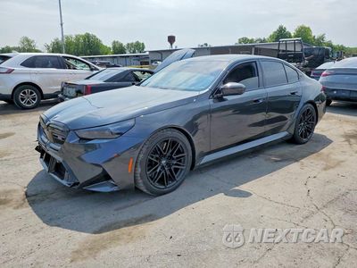 2026 BMW M5 WBS83FK04TCV11572 - główne zdjęcie licytacji z USA - miniatura