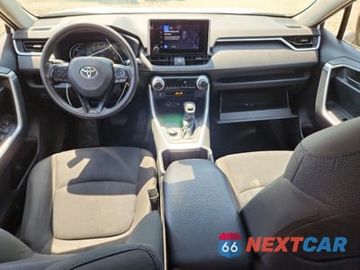 Zdjęcie 8 z 13 samochodu: 2024 TOYOTA RAV4 LE VIN:JTMMWRFV6RD244541 - miniatura