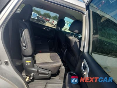 Zdjęcie 11 z 13 samochodu: 2017 NISSAN PATHFINDER S VIN:5N1DR2MN6HC674247 - miniatura