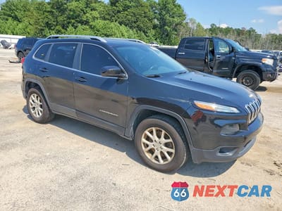 Zdjęcie 7 z 26 samochodu: 2016 JEEP CHEROKEE LATITUDE VIN:1C4PJMCB9GW140491 - miniatura