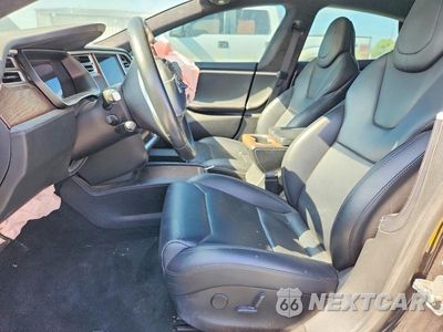 Zdjęcie 7 z 12 samochodu: 2017 TESLA MODEL S VIN:5YJSA1E27HF230301 - miniatura