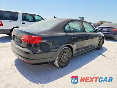 Czwarte zdjęcie samochodu z boku: 2014 VOLKSWAGEN JETTA SE VIN:3VWD17AJ4EM392707 - miniatura