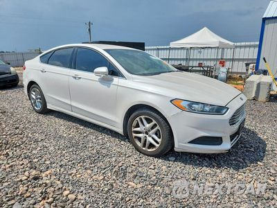 Czwarte zdjęcie samochodu z boku: 2015 FORD FUSION SE VIN:1FA6P0HD1F5108562 - miniatura
