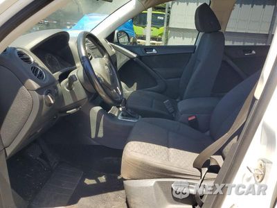 Zdjęcie 7 z 13 samochodu: 2015 VOLKSWAGEN TIGUAN S VIN:WVGBV7AX2FW587687 - miniatura