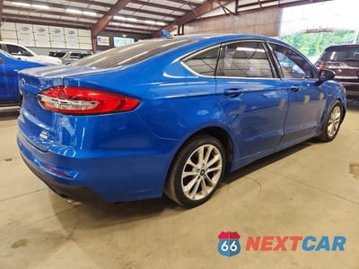 Trzecie zdjęcie samochodu z tyłu: 2019 FORD FUSION SE VIN:3FA6P0HD2KR186274 - miniatura
