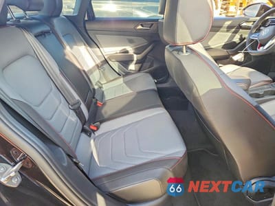 Zdjęcie 10 z 12 samochodu: 2025 VOLKSWAGEN JETTA GLI AUTOBAHN VIN:3VW2T7BU5SM031072 - miniatura