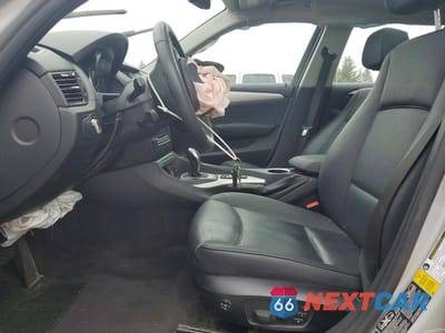 Zdjęcie 7 z 14 samochodu: 2015 BMW X1 XDRIVE28I VIN:WBAVL1C56FVY34079 - miniatura