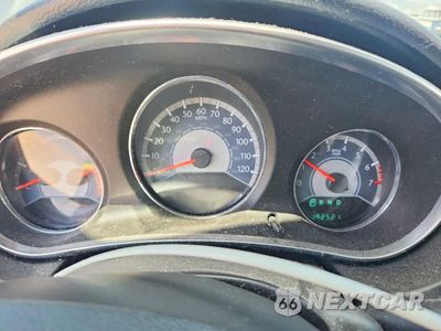 Zdjęcie 9 z 12 samochodu: 2012 CHRYSLER 200 LIMITED VIN:1C3CCBCB9CN307613 - miniatura