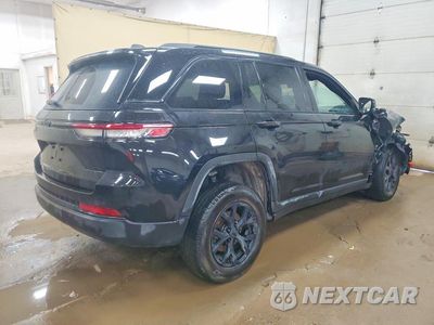 Trzecie zdjęcie samochodu z tyłu: 2025 JEEP GRAND CHEROKEE LAREDO VIN:1C4RJHAGXSC309216 - miniatura