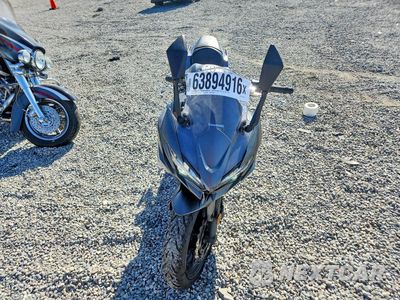 Drugie zdjęcie samochodu z przodu: 2022 KAWASAKI EX650 N VIN:ML5EXEN14NDA75555 - miniatura