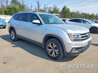 Czwarte zdjęcie samochodu z boku: 2019 VOLKSWAGEN ATLAS SE VIN:1V2LR2CA5KC536185 - miniatura