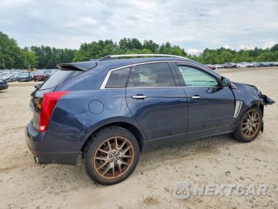 Trzecie zdjęcie samochodu z tyłu: 2015 CADILLAC SRX PERFORMANCE COLLECTION VIN:3GYFNFE38FS636601 - miniatura