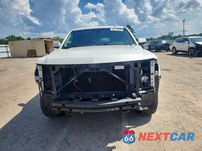 Piąte zdjęcie samochodu w środku: 2015 CHEVROLET TAHOE C1500 LT VIN:1GNSCBKC4FR540031 - miniatura