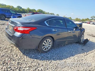 Trzecie zdjęcie samochodu z tyłu: 2016 NISSAN ALTIMA 2.5 S VIN:1N4AL3AP8GN311297 - miniatura