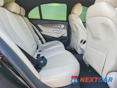 Zdjęcie 10 z 12 samochodu: 2022 MERCEDES-BENZ E 350 VIN:W1KZF8DB0NB044257 - miniatura