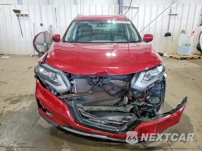 Piąte zdjęcie samochodu w środku: 2018 NISSAN ROGUE SV VIN:5N1AT2MV3JC715346 - miniatura