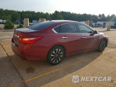 Trzecie zdjęcie samochodu z tyłu: 2017 NISSAN ALTIMA 2.5 SV VIN:1N4AL3AP1HC150871 - miniatura