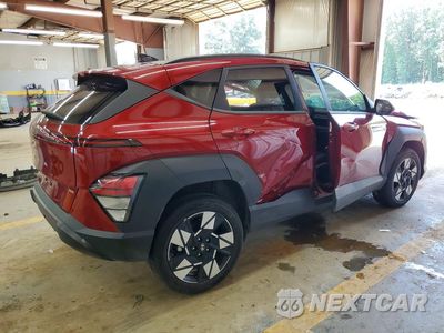 Trzecie zdjęcie samochodu z tyłu: 2025 HYUNDAI KONA SEL VIN:KM8HBCAB9SU234000 - miniatura