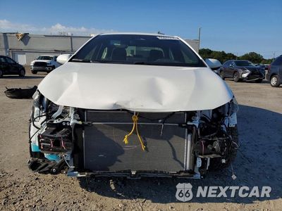 Piąte zdjęcie samochodu w środku: 2026 TOYOTA COROLLA HYBRID SE VIN:JTDBCMFE4T3118470 - miniatura