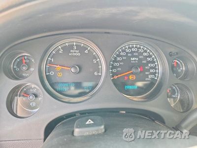 Zdjęcie 9 z 13 samochodu: 2011 GMC YUKON DENALI VIN:1GKS2EEFXBR107654 - miniatura