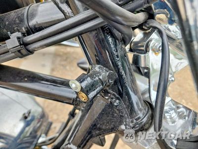 Zdjęcie 9 z 9 samochodu: 2010 HONDA VT1300 CX VIN:JH2SC6154AK001288 - miniatura